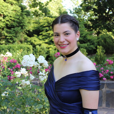 Caitlyn Thew, harp player in Orange City Council, photo 2