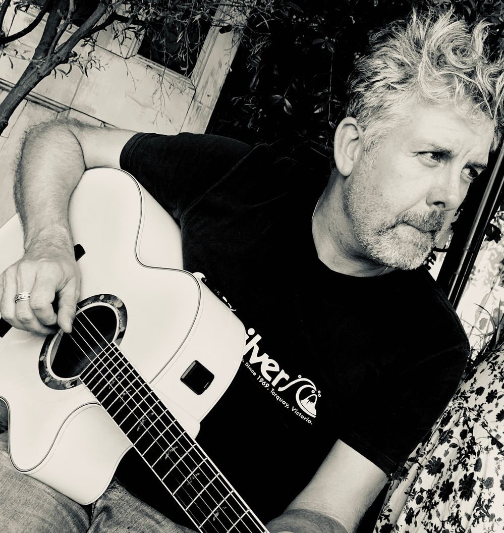 Original Gray, musical soloist in Perth, photo 2