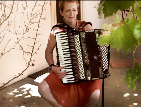 Perth Piano Accordion Player B, live in Perth