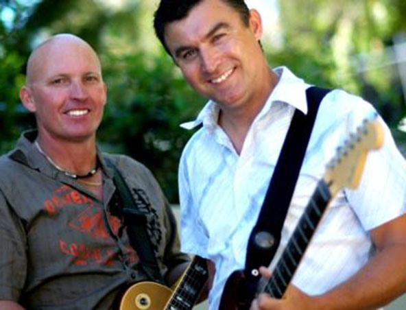 Double Trouble, musical duo in Perth, photo 2