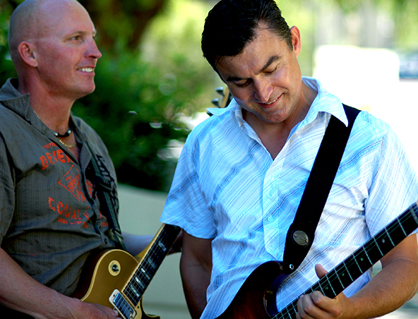 Double Trouble, musical duo in Perth, photo 3