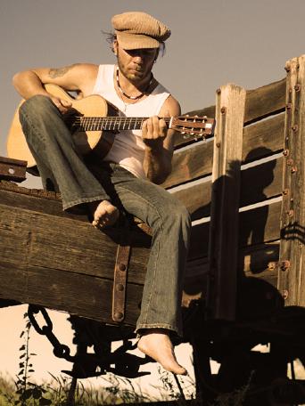 Mike de Velta, acoustic guitar and singer solo in Perth