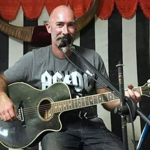 Disarmed, singer in Perth, photo 2