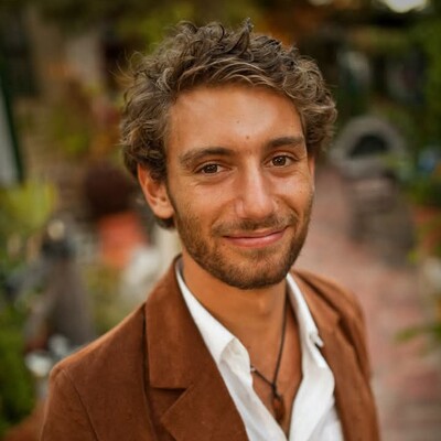 Joe Pule, folk singer in Perth, photo 2
