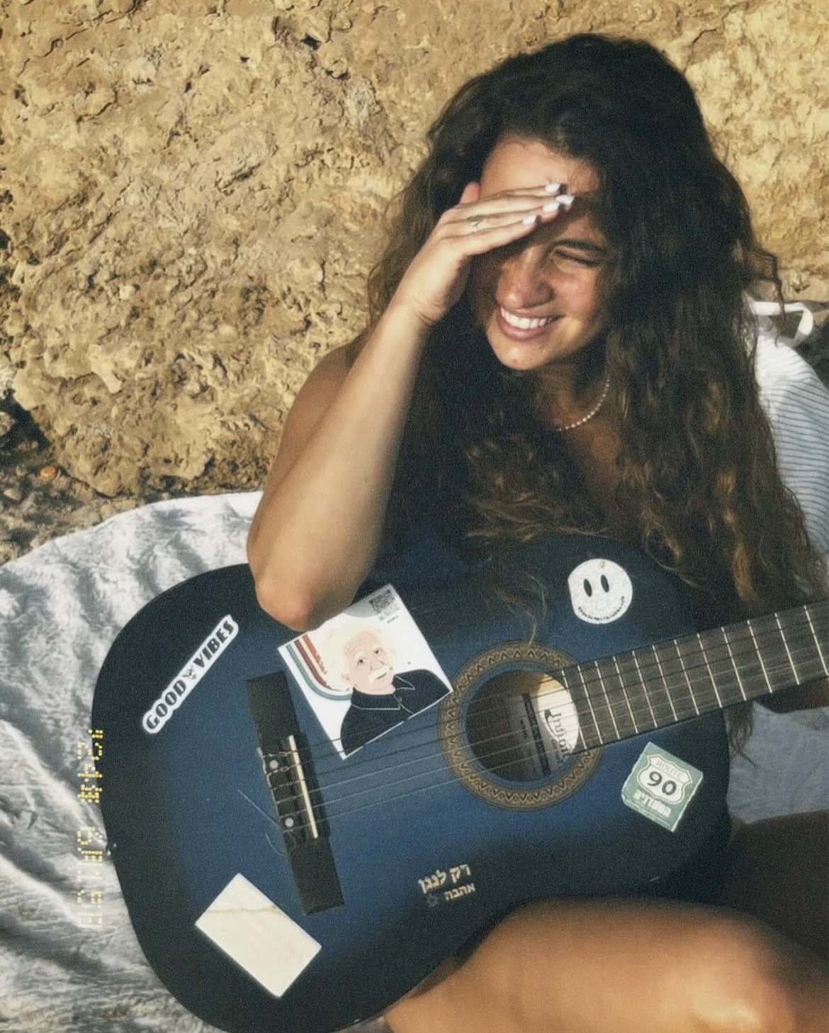 Noa Wein, singer-songwriter in Perth