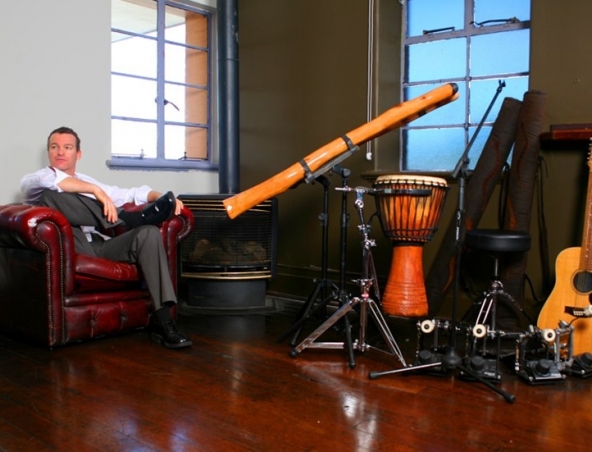 James, musical soloist in Perth, photo 2