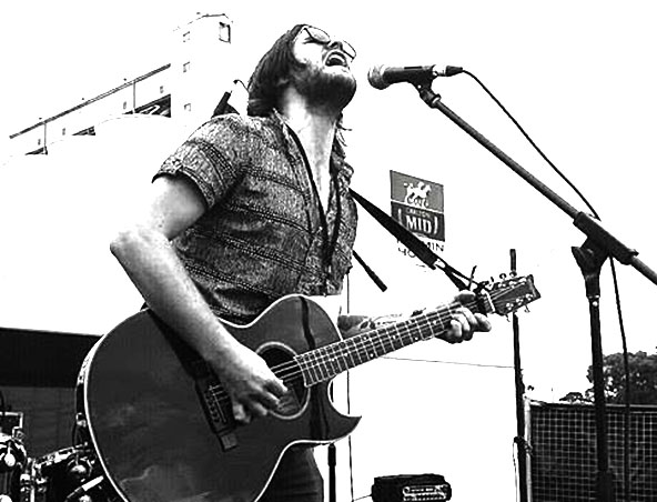 Jon, musical soloist in Perth, photo 2