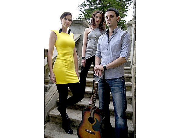 3 Reasons, musical trio in Perth, photo 3