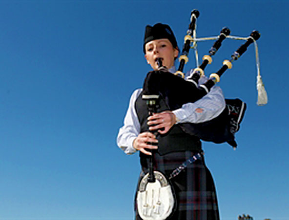 Bag Piper Perth B, bagpiper in Perth