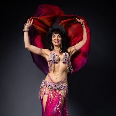 Belly Dance by Rose, belly dancer in Perth, photo 2