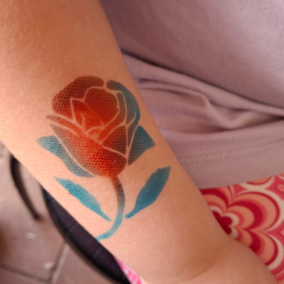 Air Brush Tattoos, body painting in Perth