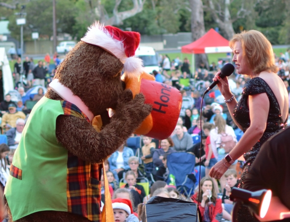 Humphrey B Bear, children's costume character in Perth, photo 3