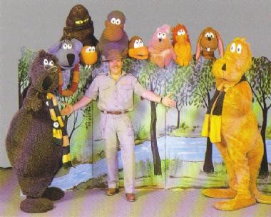 The Kangaroo Creek Gang Show, children's costume character in Perth
