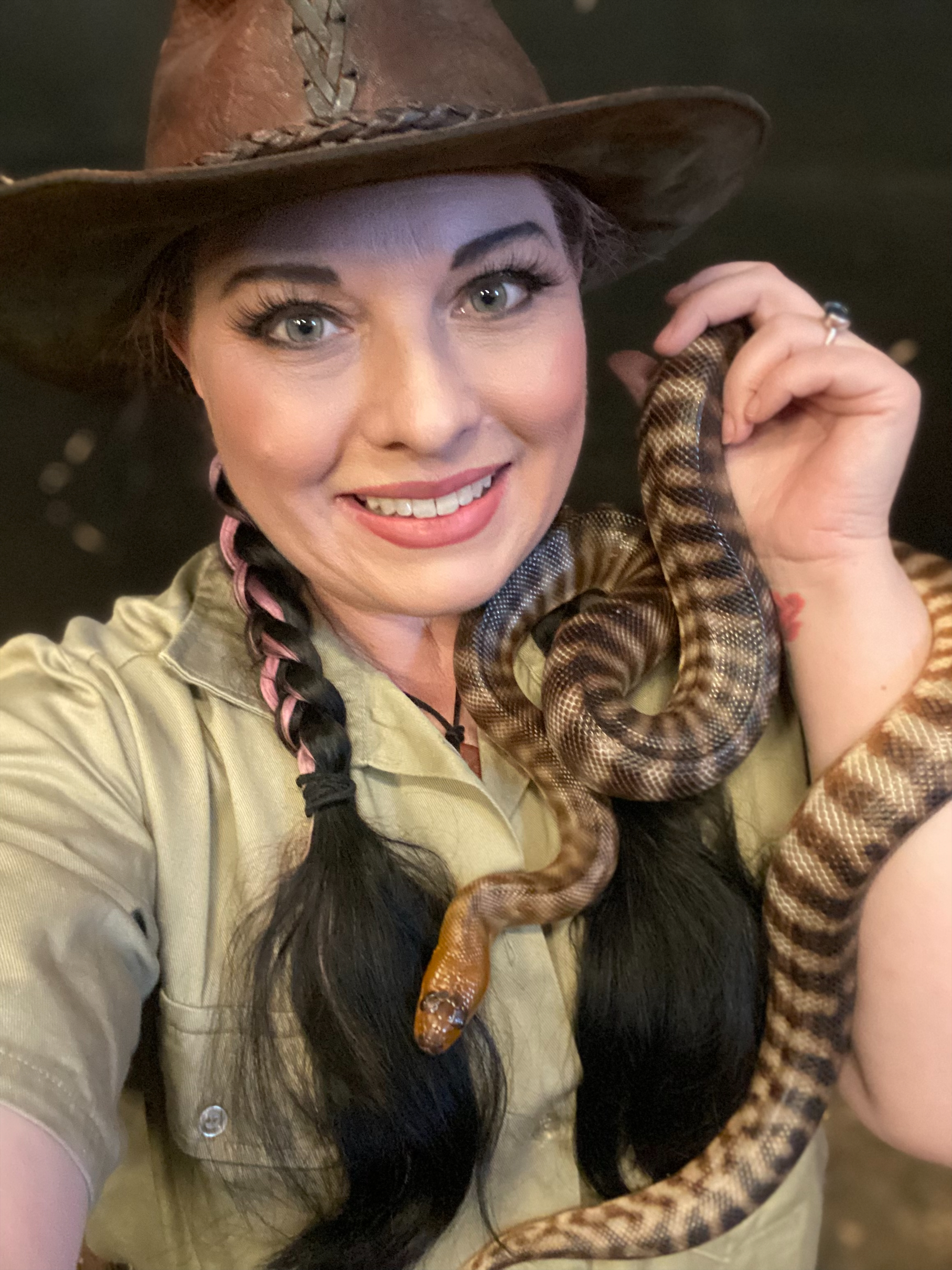 Lady Snake Charmer & Perth Reptiles, children's entertainer in Perth, photo 3