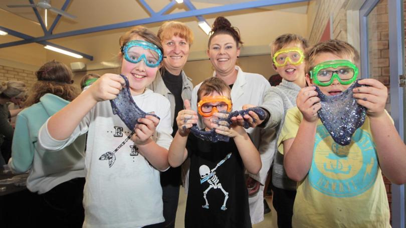 Sensational Science Show, children's entertainer in Perth