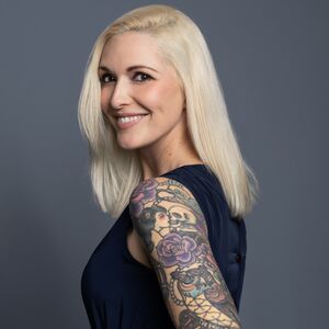 Simone Springer, comedian in Perth, photo 2