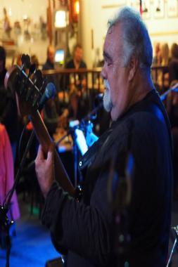 Shaydze Of Grey, cover band in Perth, photo 3