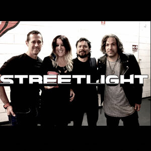 Streetlight, cover band in Perth, photo 2