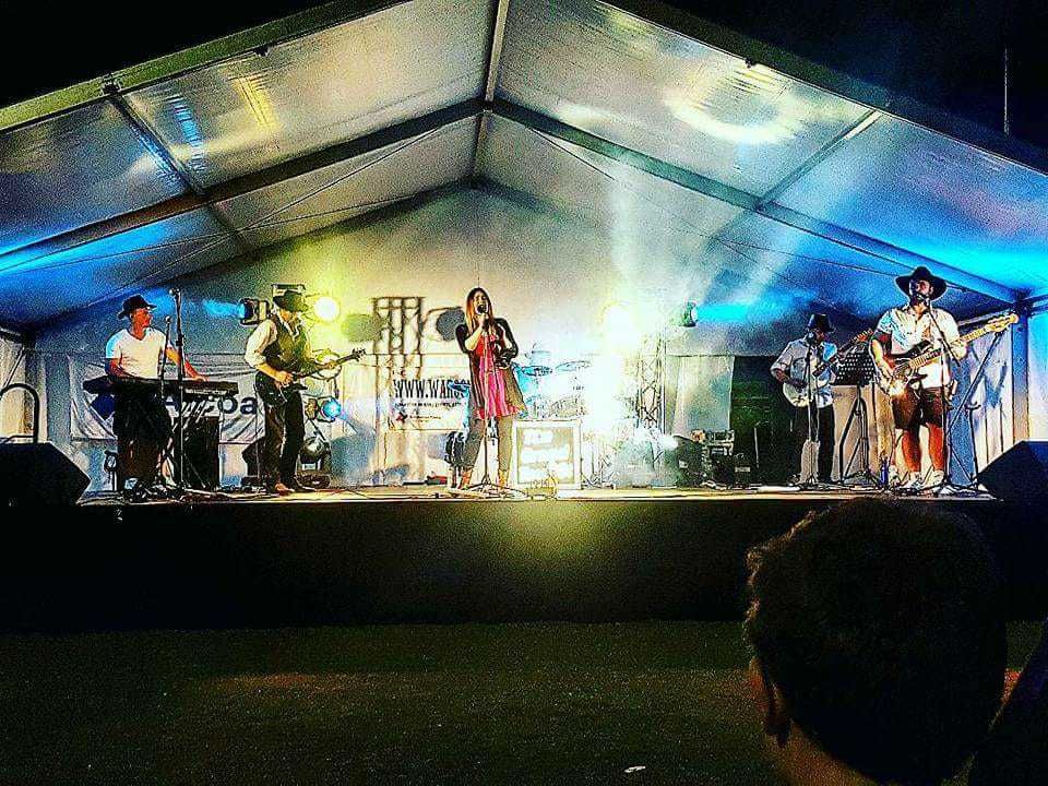 Ten Grand Tourist, cover band in Perth