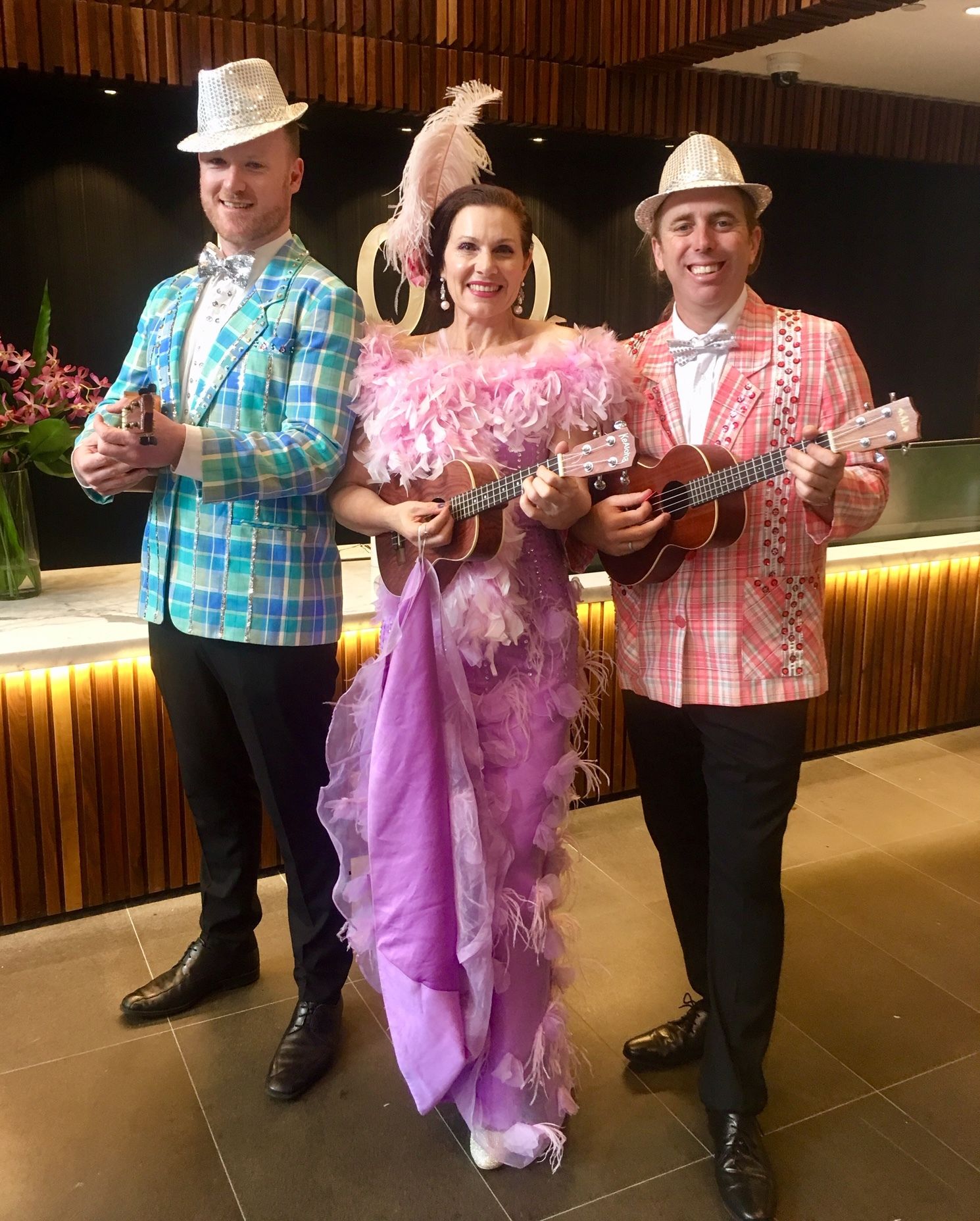 The Travelling Ukelelians, cover band in Perth, photo 2