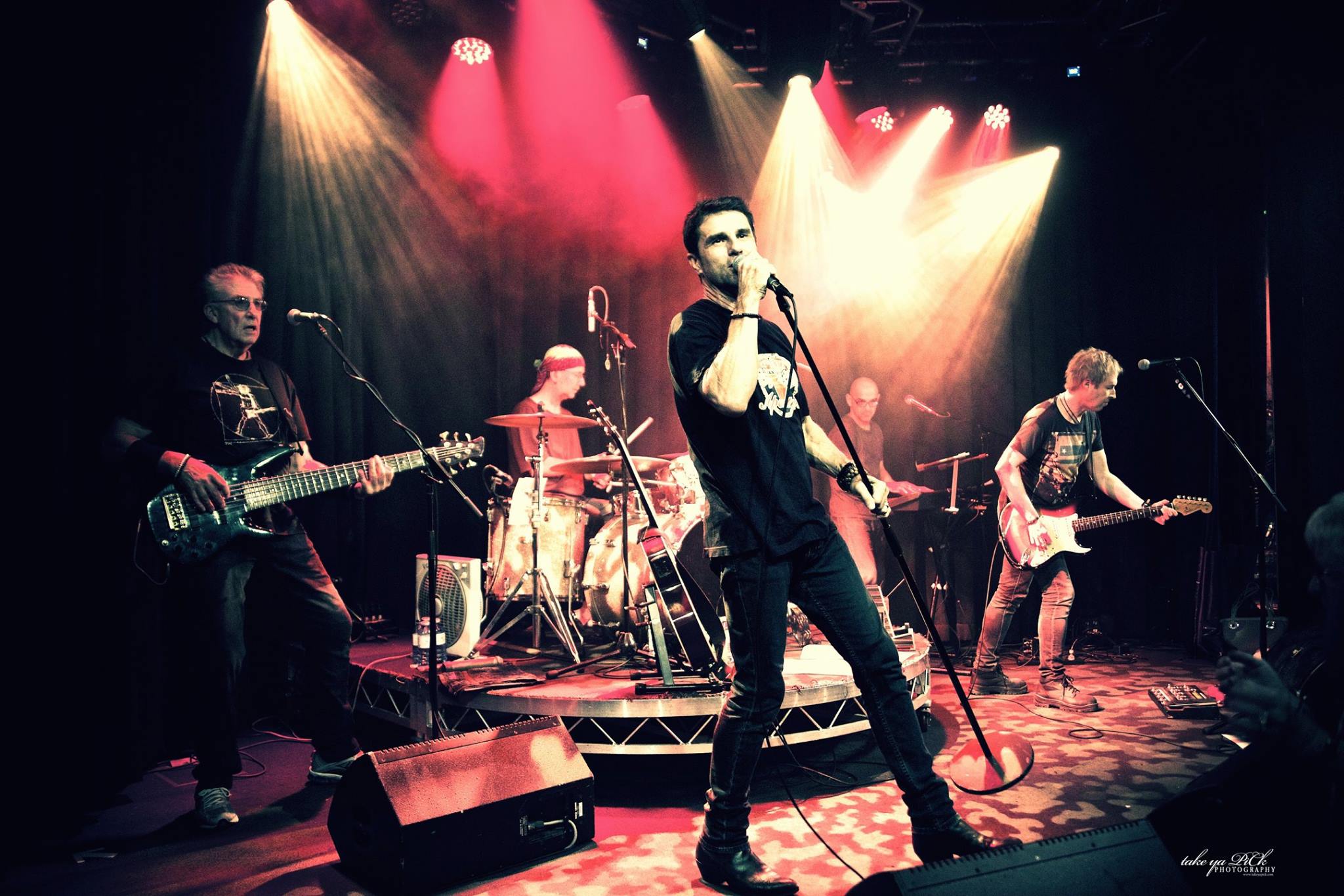 Tod Johnston & PeaceLove, cover band in Perth