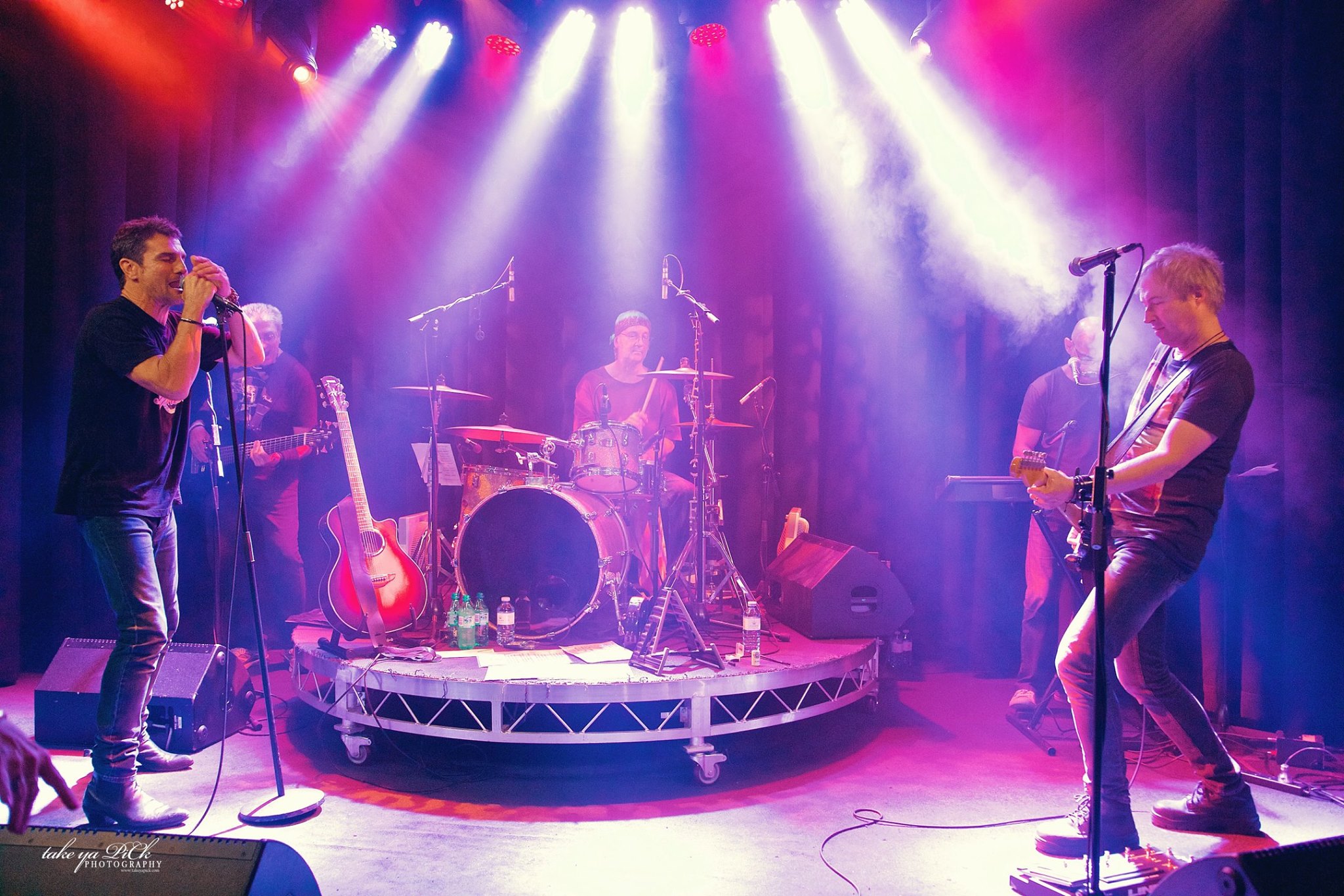 Tod Johnston & PeaceLove, cover band in Perth, photo 3