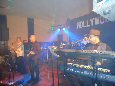 White Coat Syndrome, cover band in Perth, photo 2