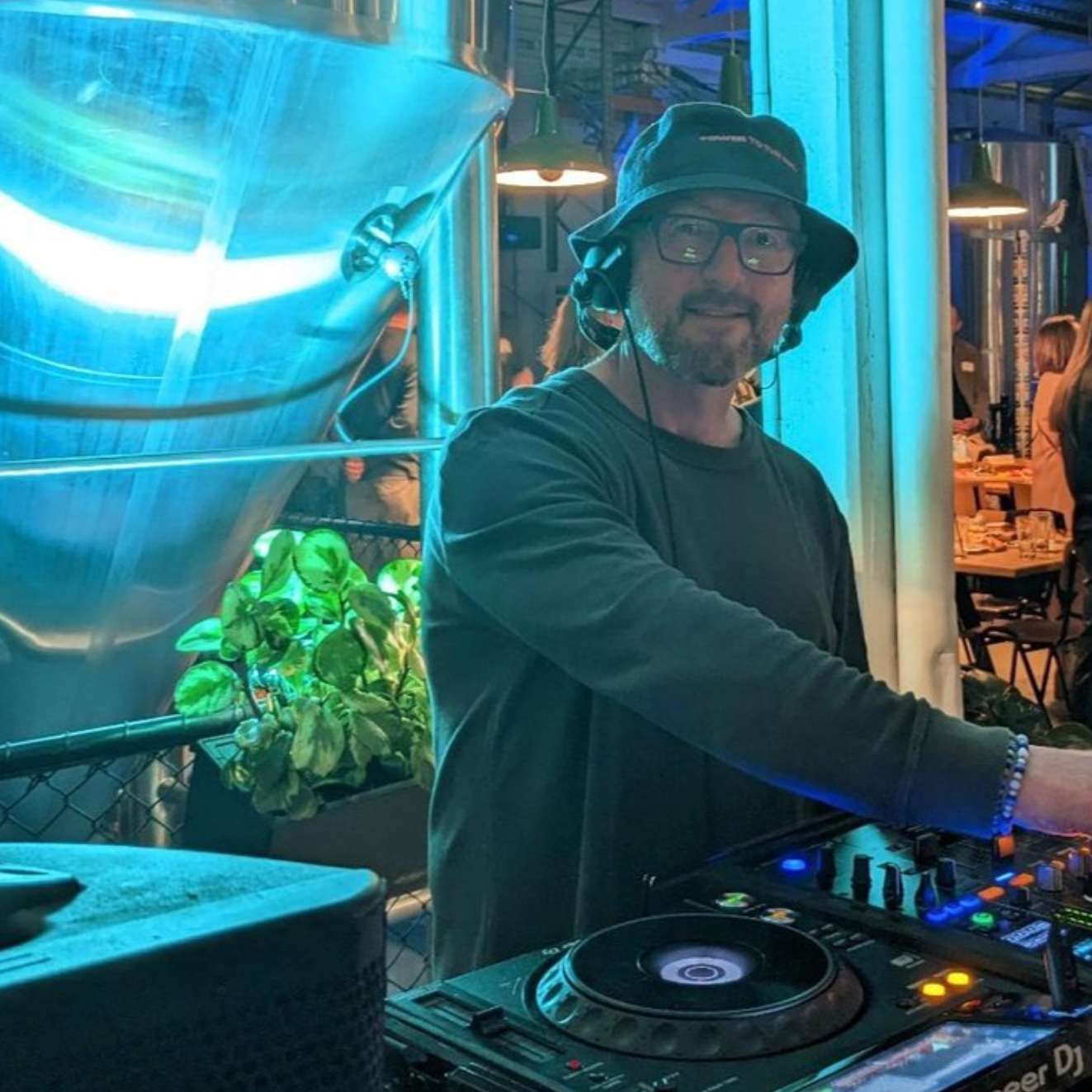 DJ Al Black, live in Perth, photo 2