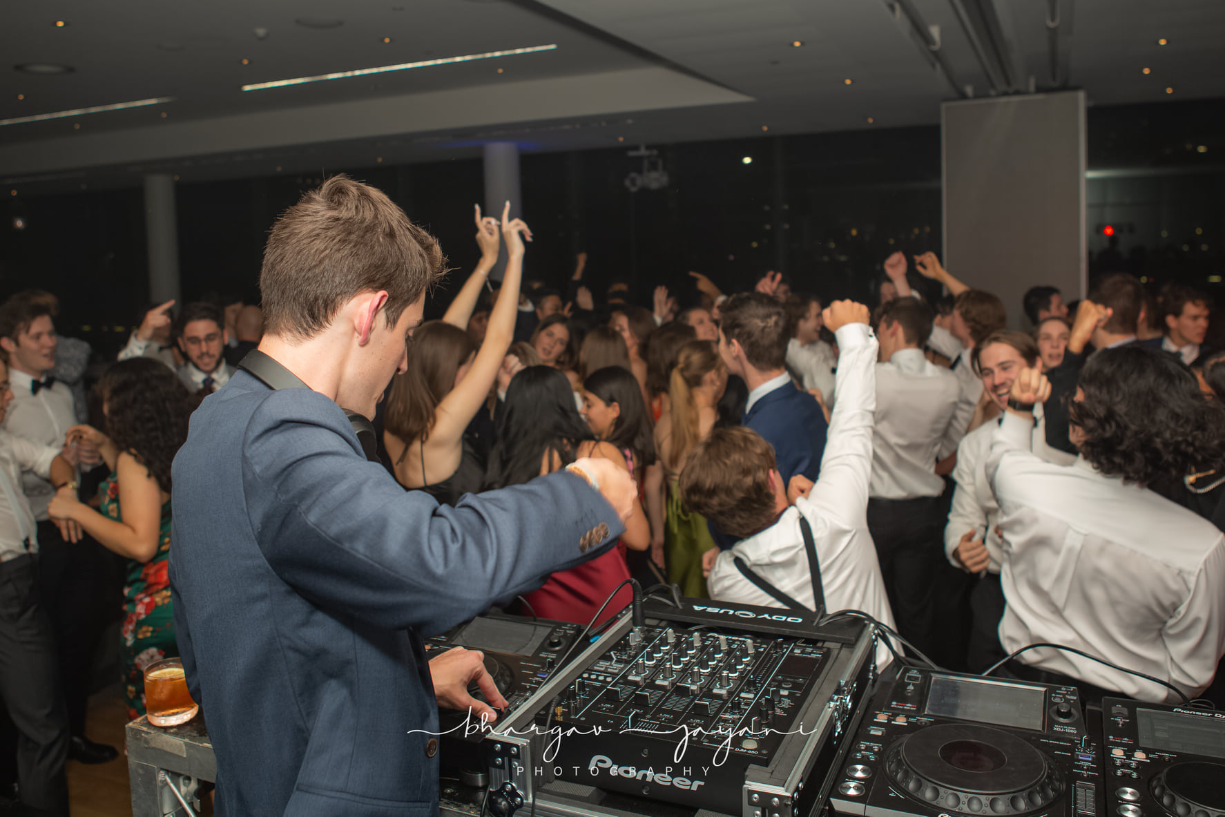 DJ Benny Gee, live in Perth, photo 3