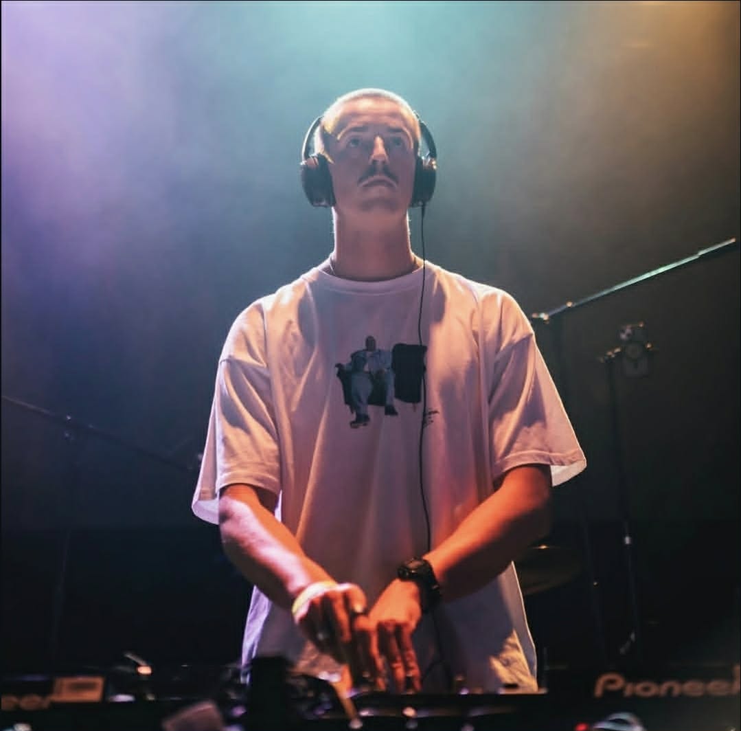 DJ Decker, live in Perth