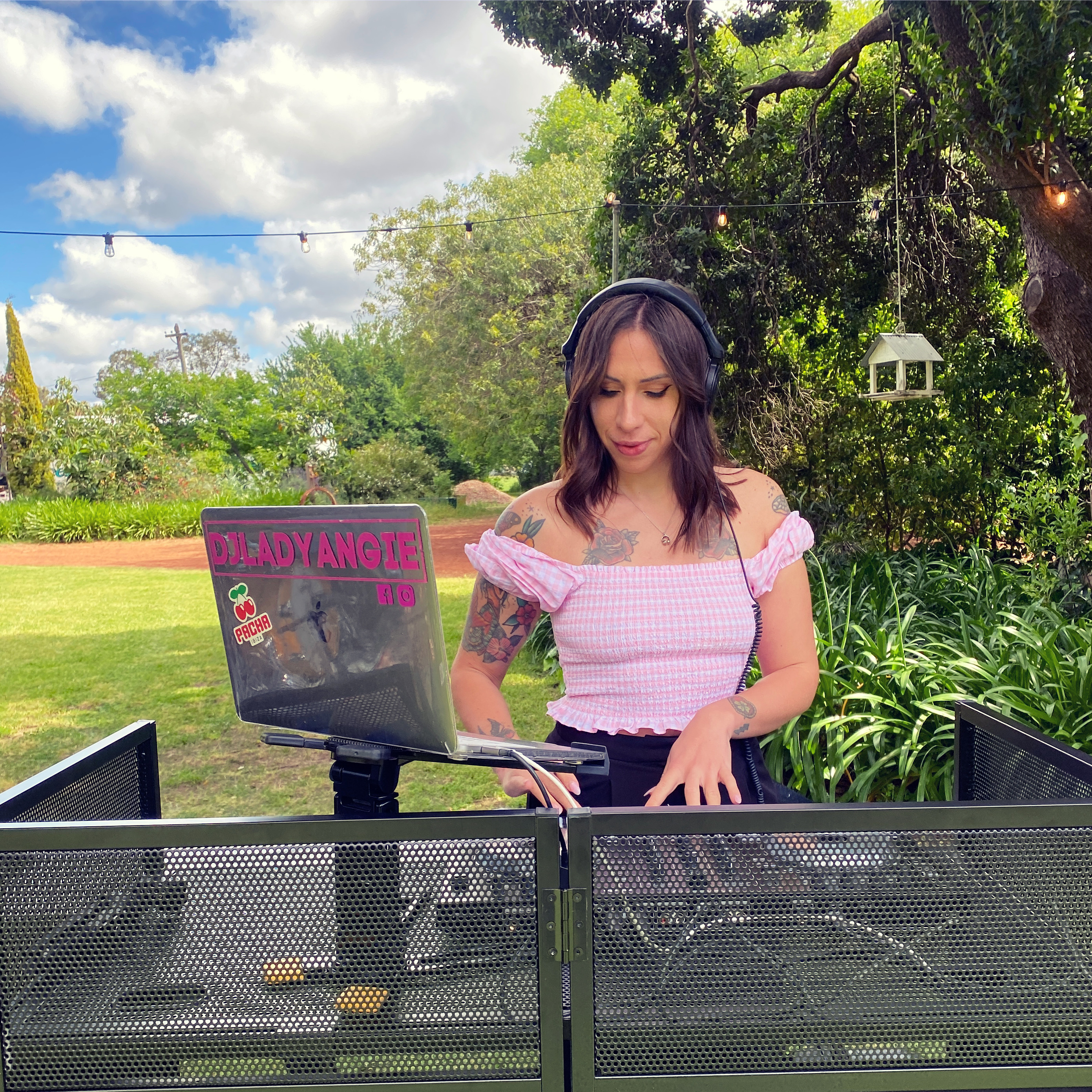DJ Lady Angie, live in Perth, photo 2