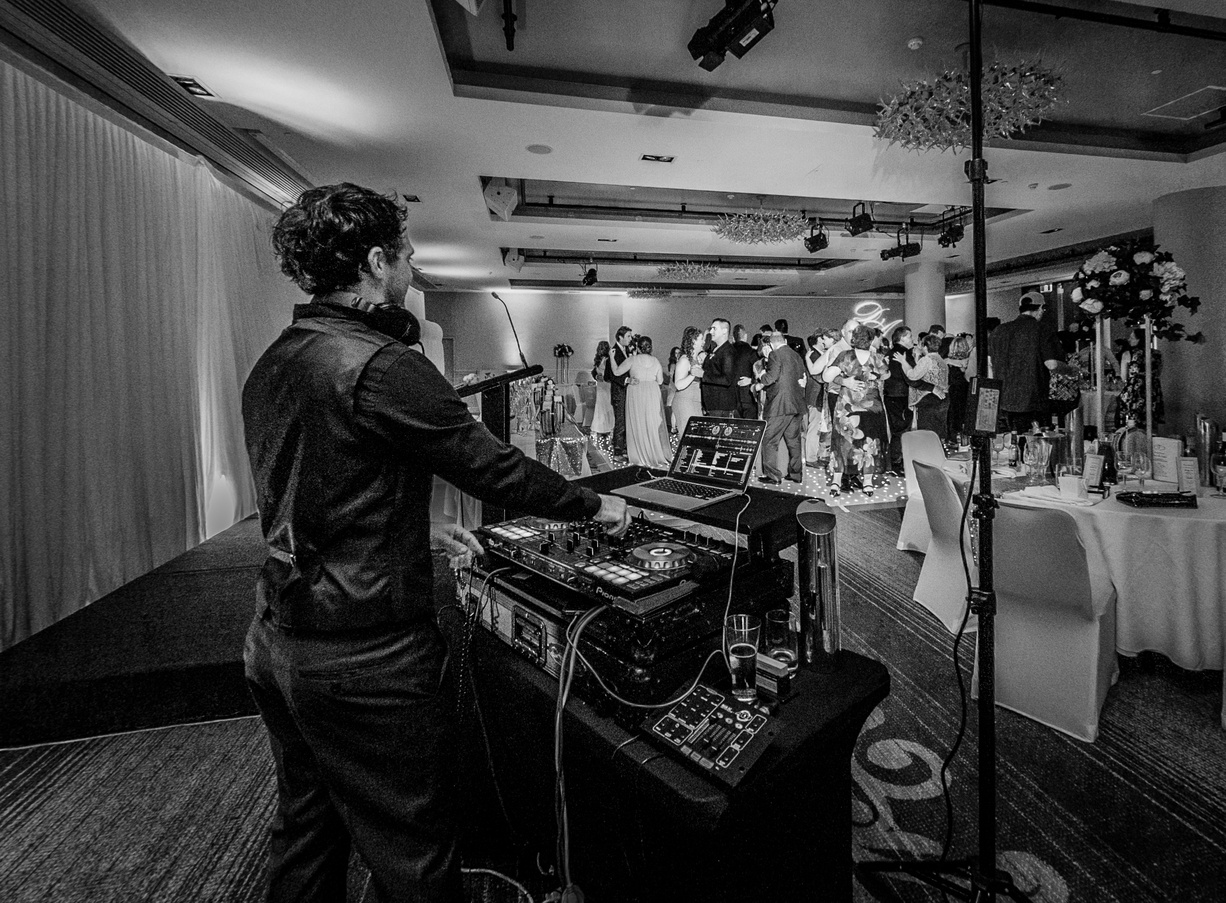 DJ Lumin8, live in Perth