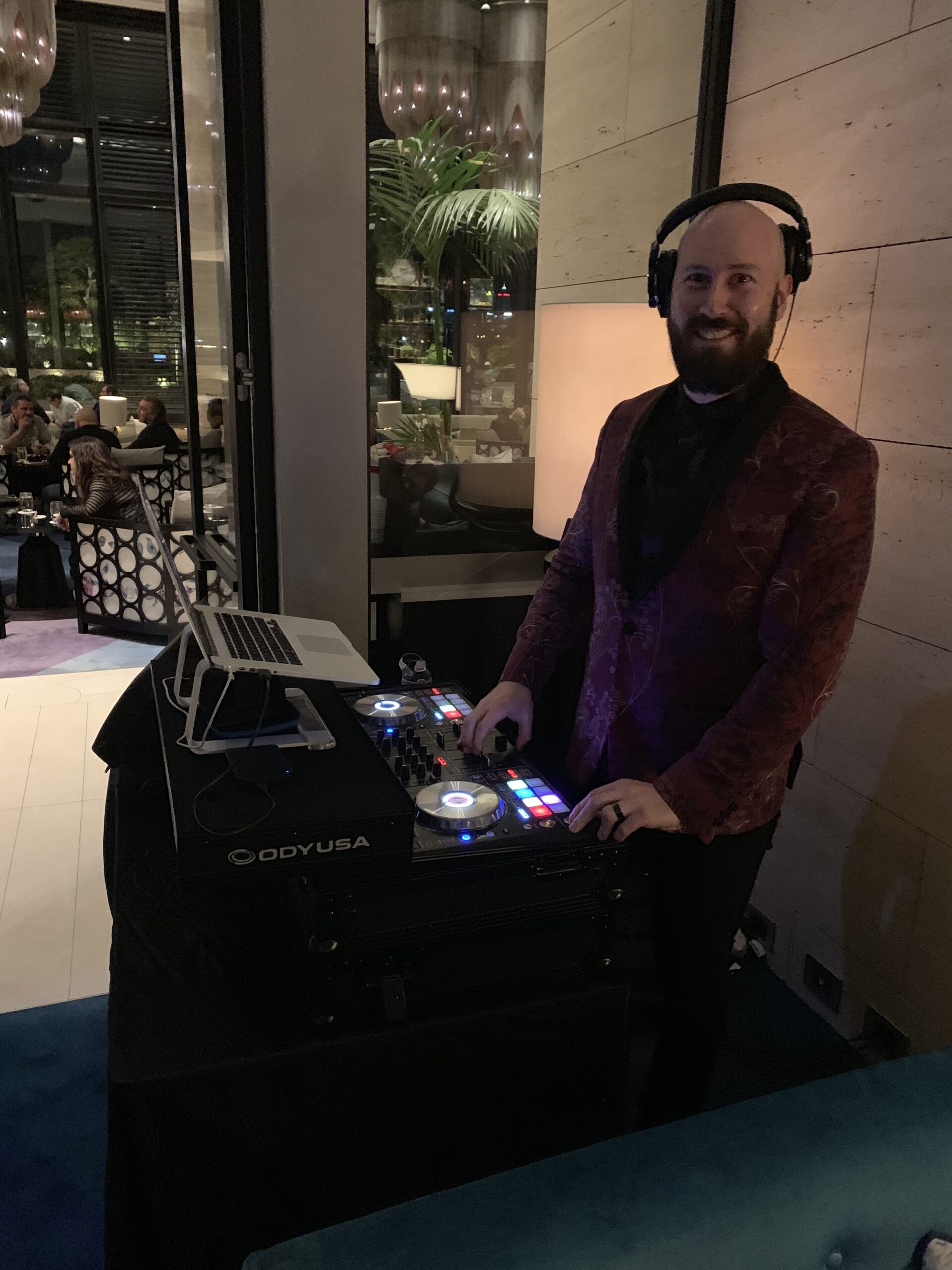 DJ NEO, live in Perth