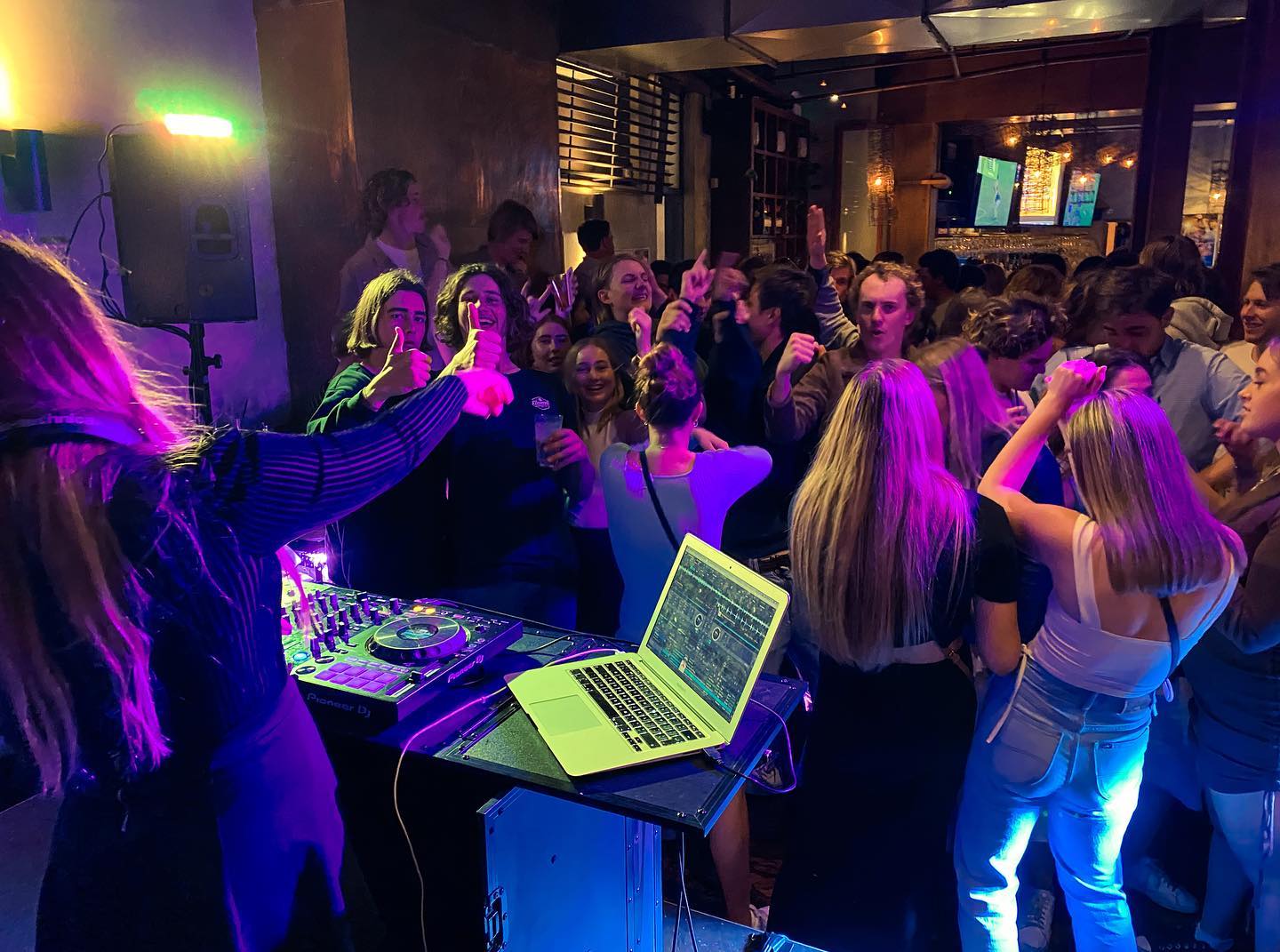 DJ Siboney, live in Perth, photo 2