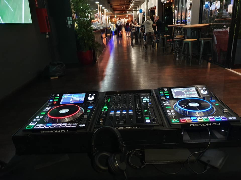 DJ Stylez, live in Perth, photo 3