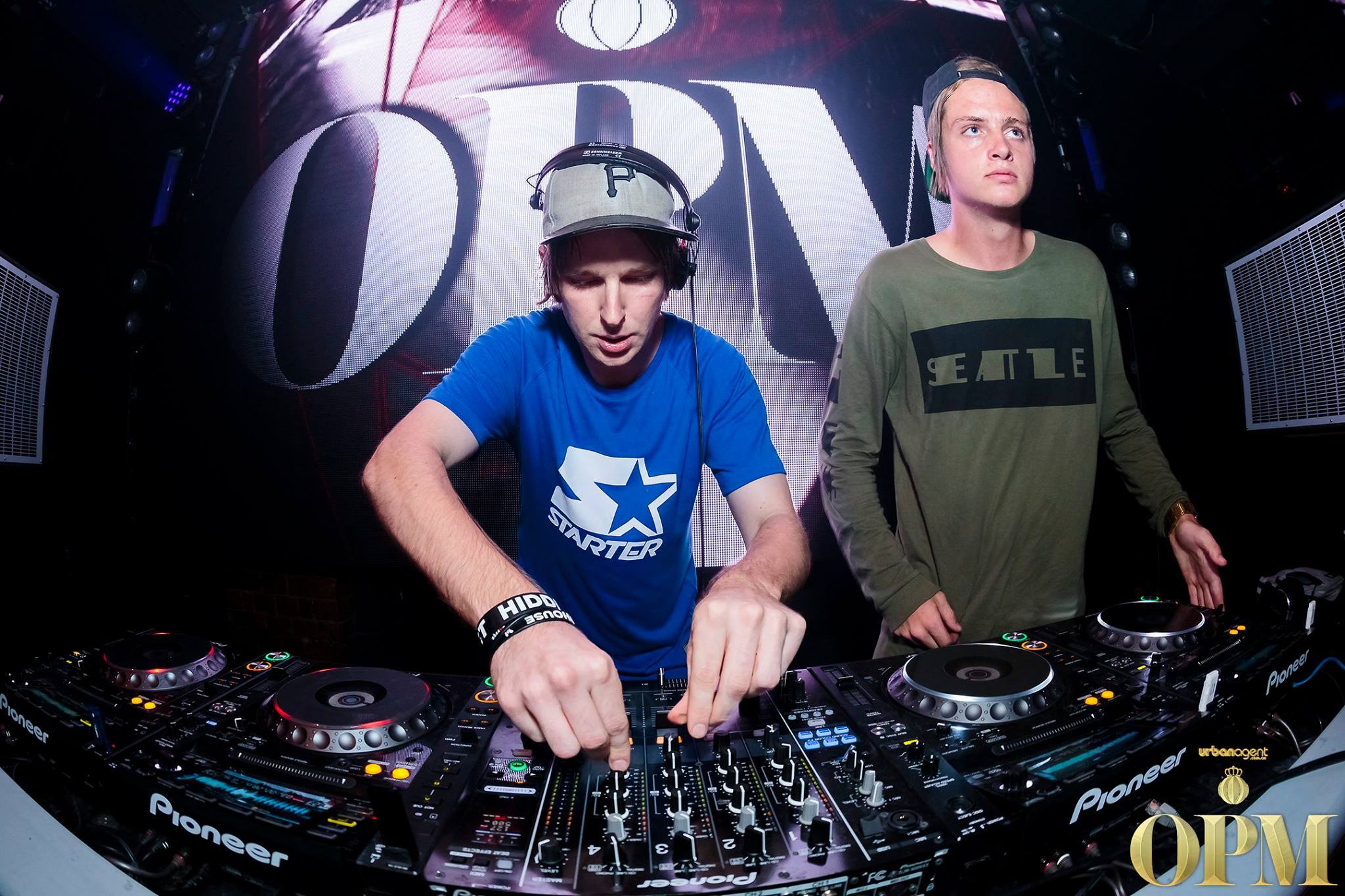 DJ Tim Preston, live in Perth, photo 2