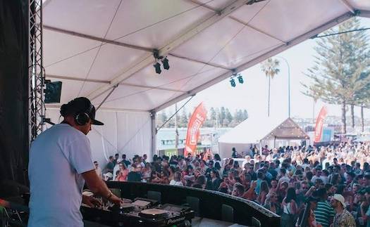 Hero DJs, live in Perth
