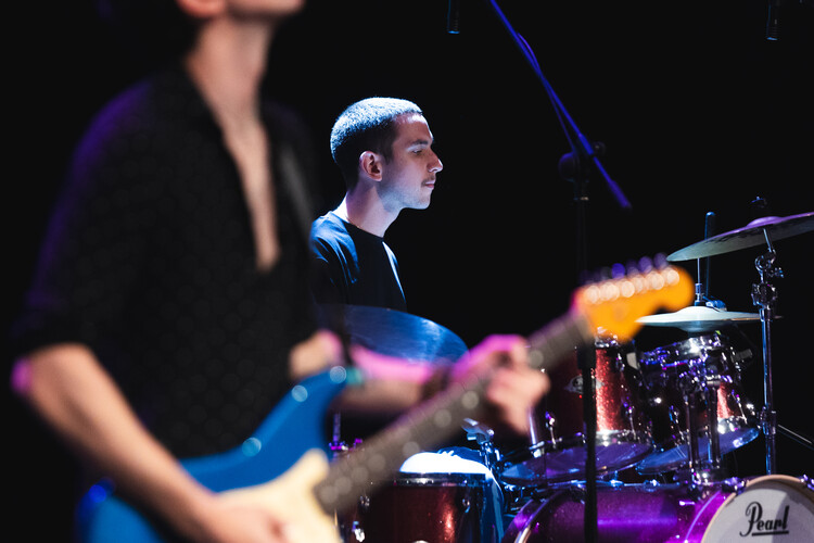 Malachy Maguire, drummer in Perth, photo 3