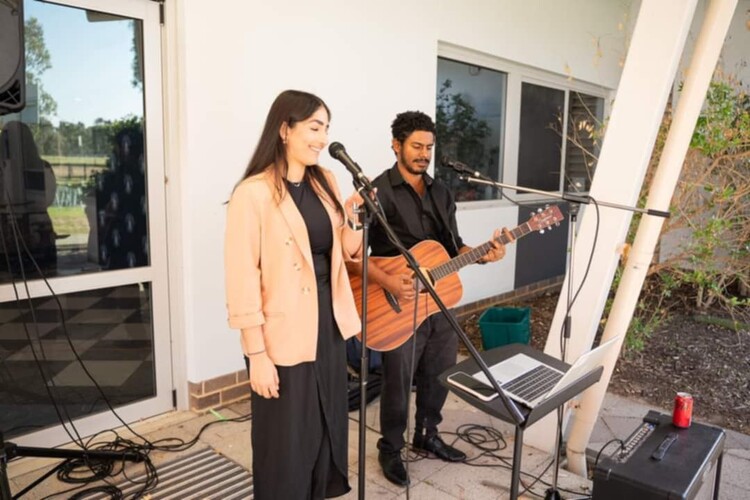 Kingdom Acoustics, musical duo in Perth, photo 3
