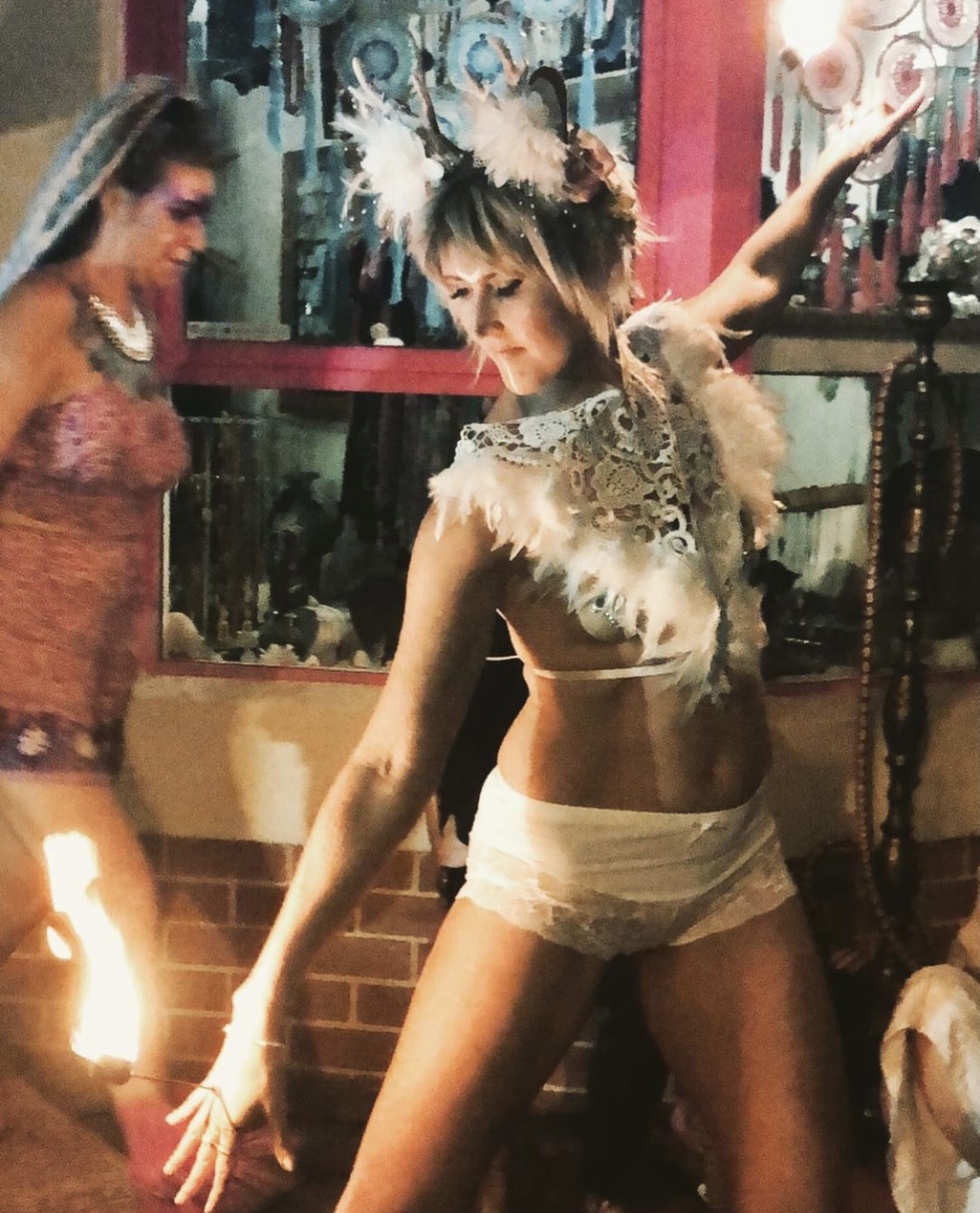 Floralassasin, fire performer in Perth