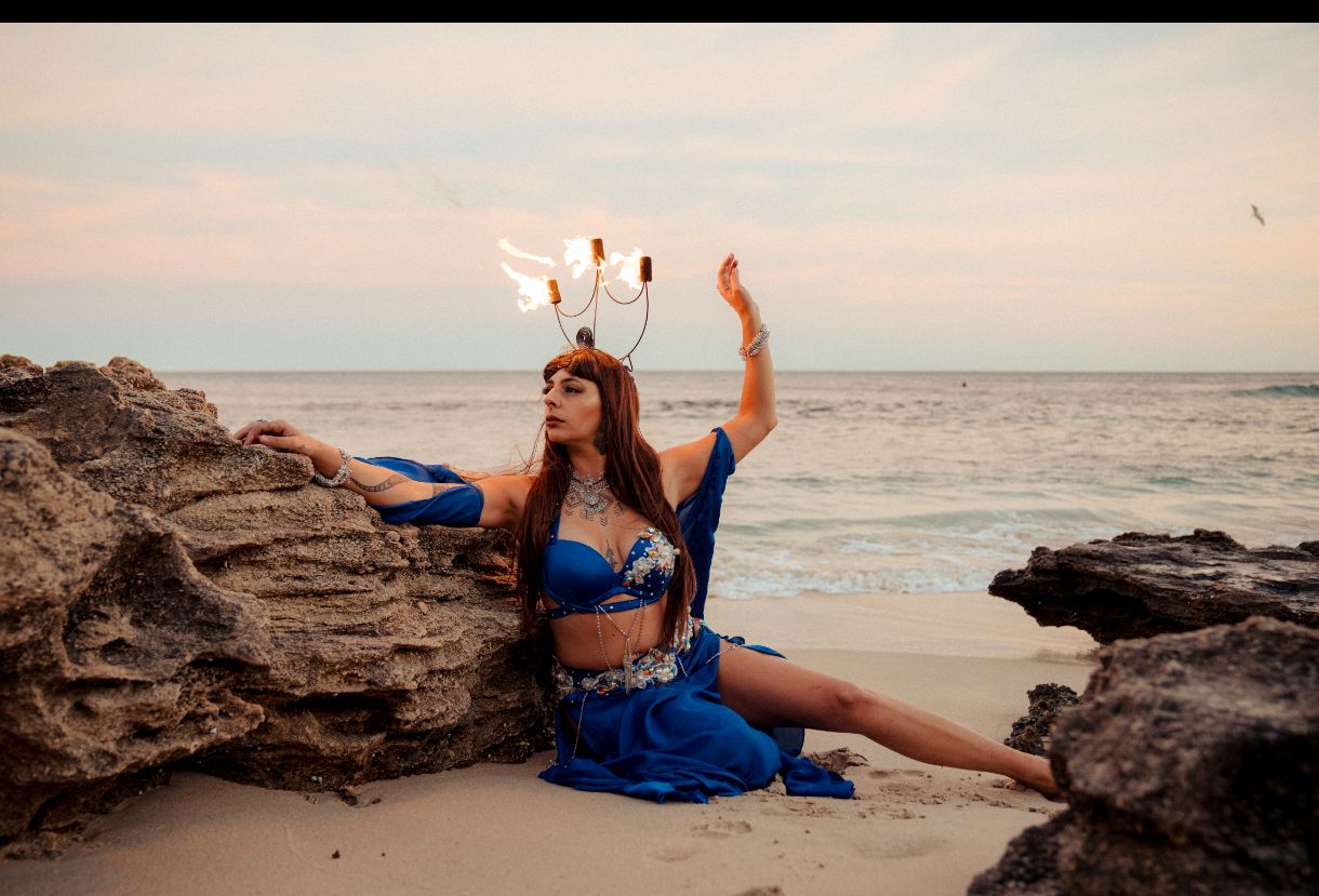 Moony Gypsy, fire performer in Perth