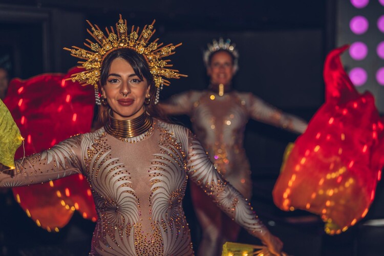 Moony Gypsy, fire performer in Perth, photo 3