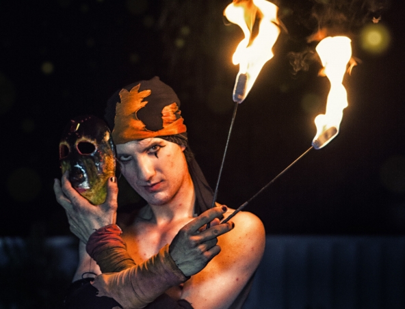 Perth Fire Twirler, firetwirler in Perth