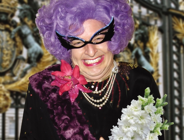 Dame Edna Impersonator, live in Perth, photo 2