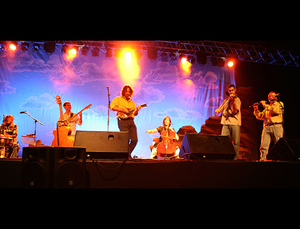 Miles To Go Band, celtic band in Perth