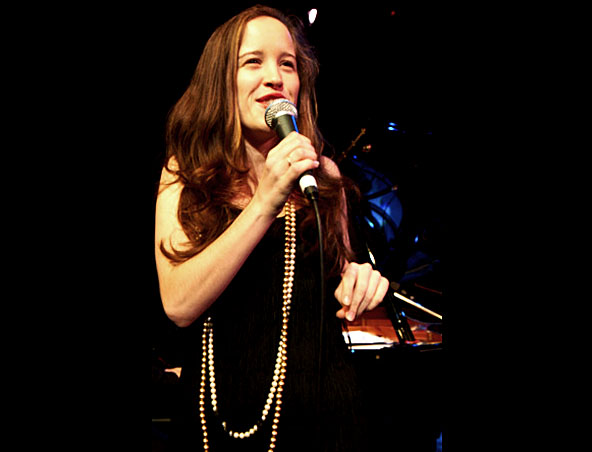 Rhiannan Longley, jazz band in Perth, photo 2