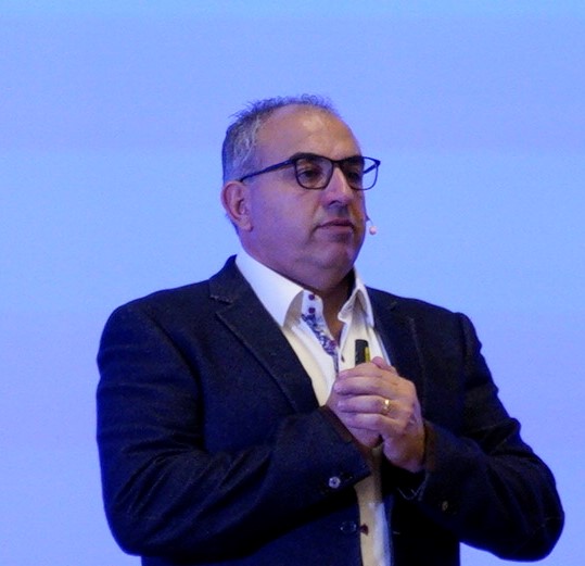 Rael Bricker, keynote speaker in Perth