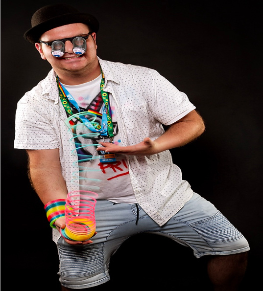 Slinkyfam, clown in Perth