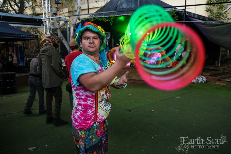 Slinkyfam, clown in Perth, photo 3