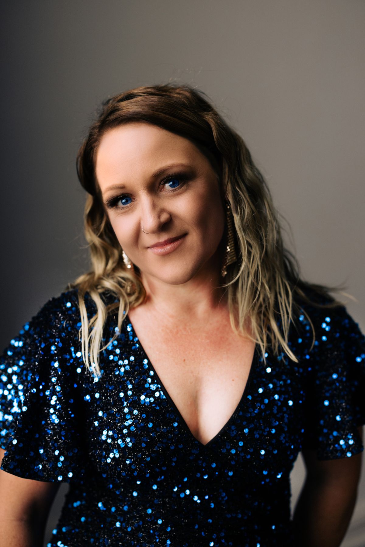 Kirsty Louise, singer in Perth